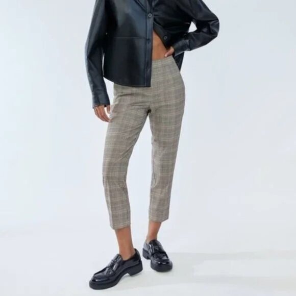 Aritzia Pants - Aritzia Babaton Conan Straight Leg Tartan Plaid Cropped Pants Trousers 8